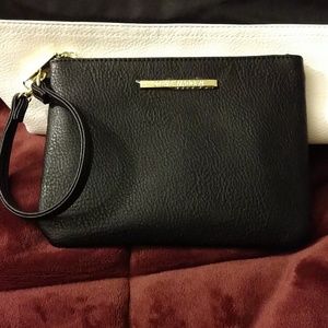 Steve madden wristlet